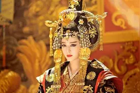 中国历史上共有四位女皇帝，最后一位死于床帏之中，让人唏嘘图片