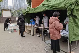 锦江区有序开展健康证明办理工作 服务企业复工复产图片