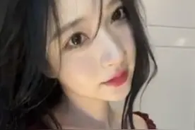 小说：给你一个吻，你还不乐意？图片