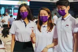 赌王小女儿考上清华研究生！校服难掩气质似校花，哥哥何猷君报喜图片