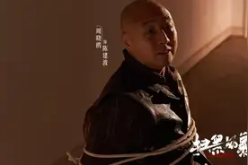 揭秘《扫黑风暴》中的“大人物”，“绿藤炮王”周晓鸥图片