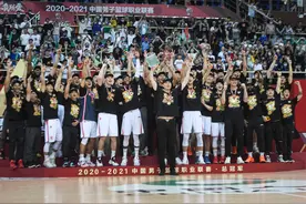 广东队球员都有着哪些绰号？这些绰号又是怎么来的？一起来看下图片