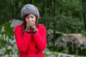 女人为何阳气不足？医生：少做几件耗阳的事，阳气慢慢变充盈图片