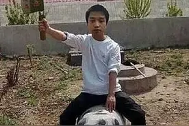 LPL粉丝最多的三个选手是谁？图片