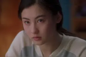 谢霆锋终于发声，坦言与三胎孩子的关系，难怪张柏芝一直没人敢娶图片