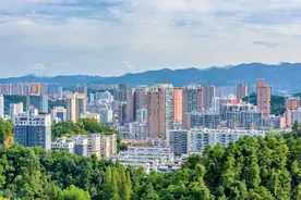 十堰和二汽的故事，揭秘一座汽车城是如何在鄂西北山区崛起的图片