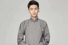 德云社富二代竟是他！秦霄贤登《欢乐喜剧人》,挣几千工资开跑车图片