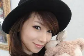 45岁阿姨皮肤紧致宛若少女，原来一直用这样抗衰，女生一定要学图片