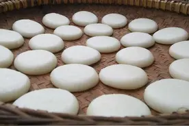 传统手工糍粑，六安的年味藏在平常又美味的糍粑里图片