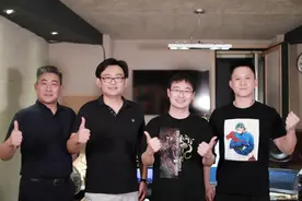 王晓岭栾凯创作组歌，《我们的普桑》歌唱时代楷模图片