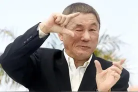 ​73岁日本导演北野武再婚，娶小18岁女助理，活到老，挑战到老图片