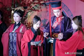 俗语“男怕孤女怕寡，狼怕托狗怕摸”，啥意思？老祖宗经验之谈图片