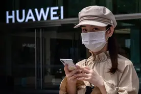 大限下华为外很焦虑，华为人却不谈芯片？任正非：团结是唯一武器图片