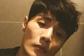 李荣浩为什么越来越受人喜欢？因为他不光有才华更是幽默大师图片