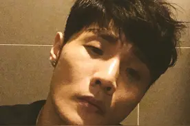 李荣浩为什么越来越受人喜欢？因为他不光有才华更是幽默大师图片