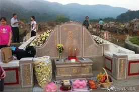 教授郑强：祖坟是守不过4代的，但有一地区却能守40代图片