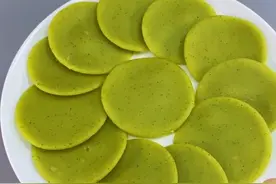 天气热了，松饼添加一种食材，清热去火，香甜软糯，宝宝辅食首选图片