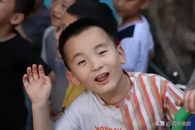谁也不能阻止我喜欢消防员叔叔！图片