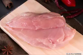 冷冻鸡胸肉为什么便宜？是真肉吗？能不能经常吃？原来有“猫腻”图片