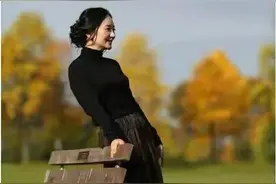 华为长女孟晚舟才是真名媛！在国外被戴上脚铐，仍保持端庄体面！图片