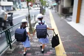 利用监控死角，老师竟猥亵学生：日本的校园色情为何屡禁不止？图片