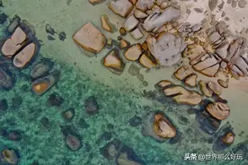 三亚，也有个后海，比基尼少女学习冲浪的后海图片