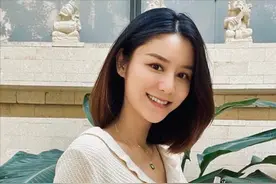张馨月不做“霸妻”，“好妻子”标签给她加分，讨得丈夫林峯欢心图片