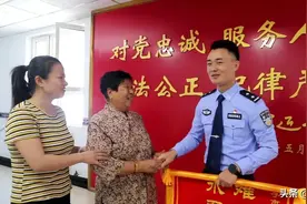 【我为群众办实事】只因多看了一眼，他狂奔50米救出溺水女孩图片