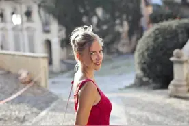 为什么女人会开口叫你哥？过来人告诉你3个意思图片