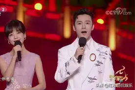 央视主持人内卷有多狠？半年张韬的“官配”就从龙洋变成了王冰冰图片