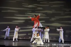 武当功夫亮相以色列“欢乐春节”活动 引发现场阵阵掌声图片