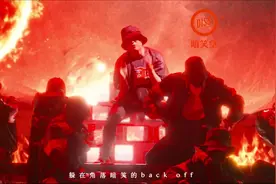 那个男人正式回归！却遭遇疯狂下架图片
