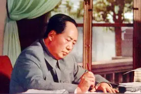 西柏坡无主力部队，警卫团都派出，敌拟偷袭，一名文职人员立大功图片