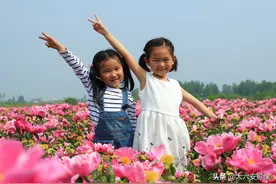 一组儿童摄影作品欣赏，摄影师保持一颗童心快乐摄影图片