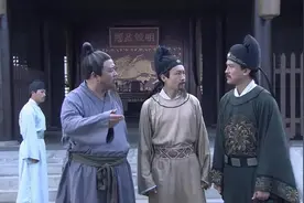 为什么狄仁杰能斩平南侯？看看他的官职就知道图片
