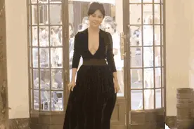 会处事的女人才是大智慧，她靠高情商逆袭亿万富婆，成为佳话图片
