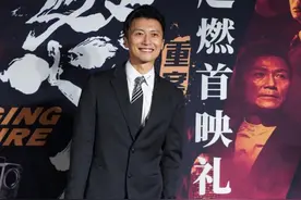 香港老牌男星身材一个比一个好，70岁一身肌肉，62岁身材修长图片