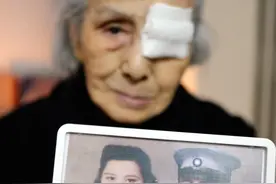 99岁老人苦等丈夫77年，埋藏半生秘密，背后的真相让人泪奔图片