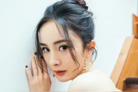 被曝和李易峰已经领证结婚，杨幂维权胜诉获赔6.5万元图片
