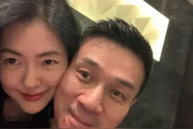 42岁小S深夜发文晒幸福，力破婚变谣言，表白老公20年更爱他图片