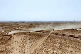 向战而行！看合成营多兵种实兵对抗演练图片