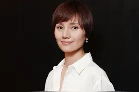 袁泉和夏雨的女儿夏哈哈美的不可方物，完美的遗传母亲的基因图片
