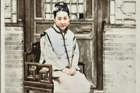 养眼｜100年前清末民国气质美女老照片，甜美气场出镜无滤镜美颜图片