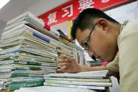 中学生没有完成作业，一般会说这几种谎，网友：太真实了！图片