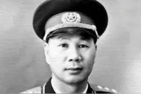 1950年，北京一个药材贩子被公安逮捕，杨成武：我找了你整整十年图片