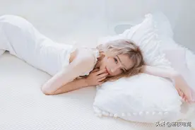 国服第一美女锤石？Uzi夸她很猛，却也不忘展现自己的求生欲图片