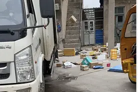 暴力分拣被责令整改，济南仍有快递公司“让包裹飞”图片