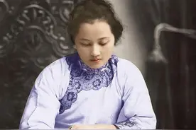 宋庆龄六弟猝死，她求助周恩来才能发出唁电，十年后收到弟媳照片图片