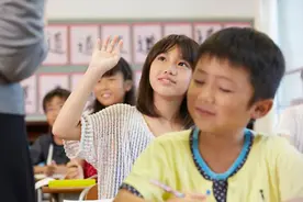 小学改4年、高中改2年？官方辟谣“缩短学制”图片