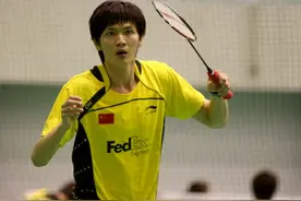 与林丹并称为国羽双子星，退役转型当演员，鲍春来的职业运动生涯图片